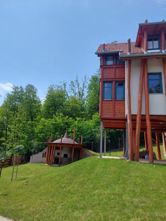 Vendeghaz Petoerke Hotel Bárdudvarnok Exterior photo