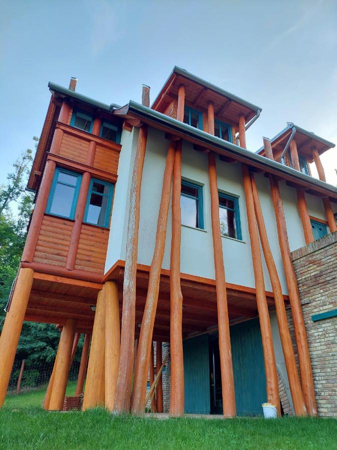 Vendeghaz Petoerke Hotel Bárdudvarnok Exterior photo